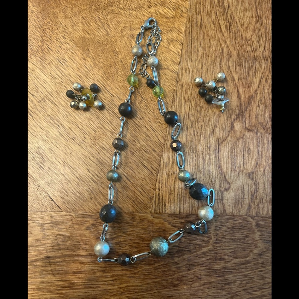 Green, brown, and gold bead necklace and earrings.